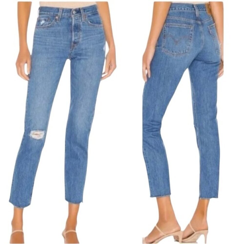 LEVI’S WEDGIE RAW HEM DISTRESSED JEANS 27